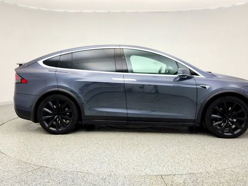 Used 2018 Tesla Model X 100D image 4
