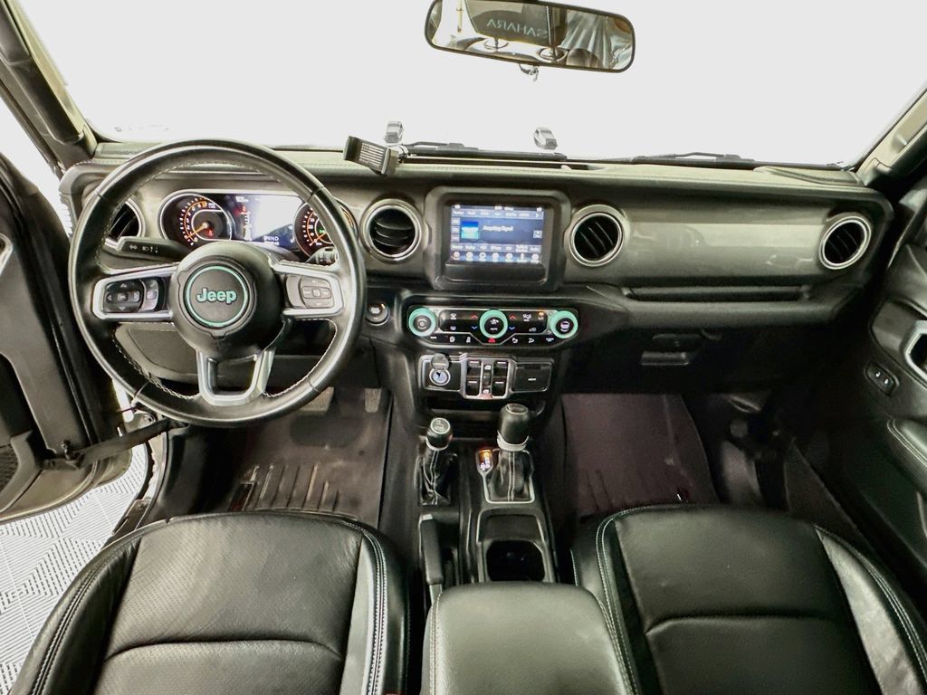 Used 2020 Jeep Wrangler Unlimited Sahara w/ Safety Group AWD/4WD image 3