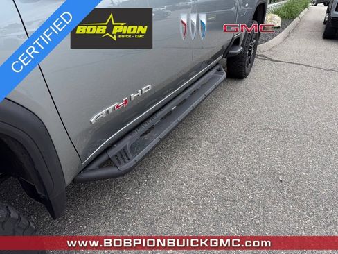 Used 2024 GMC Sierra 2500 AT4 w/ AT4 Preferred Package AWD/4WD image 4