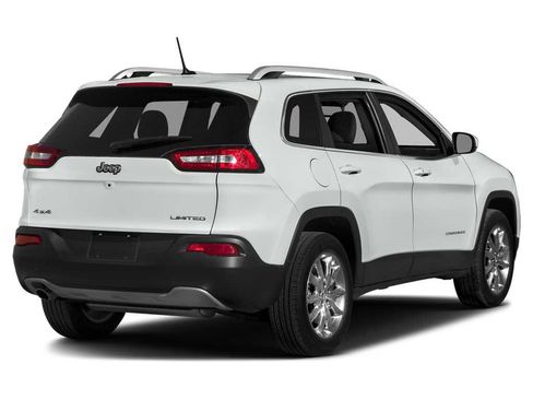Used 2015 Jeep Cherokee Limited AWD/4WD image 2