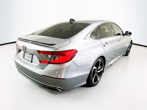 Used 2021 Honda Accord Sport image 3