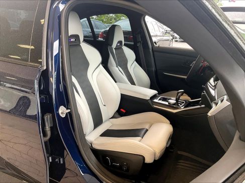 Used 2025 BMW M3 Competition w/ Executive Package AWD/4WD image 9