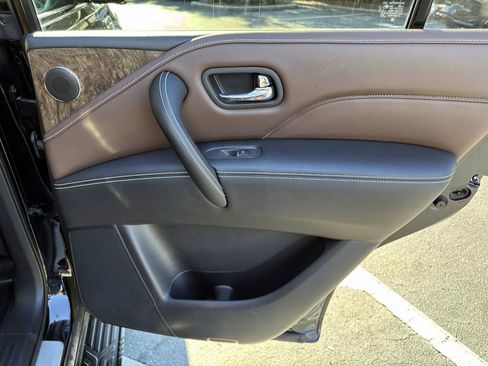 Certified 2023 INFINITI QX80 Premium Select w/ Cargo Package image 17