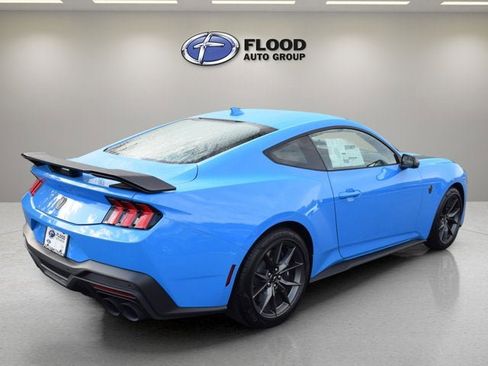 New 2025 Ford Mustang Dark Horse image 4