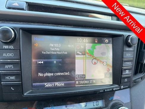 Used 2017 Toyota RAV4 XLE image 17