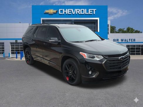 Used 2021 Chevrolet Traverse Premier w/ Redline Edition image 8