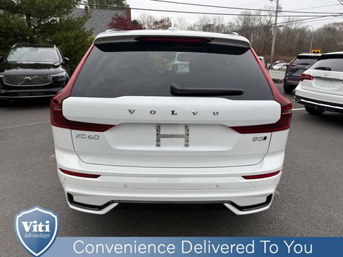 New 2026 Volvo XC60 B5 Core w/ Climate Package image 7