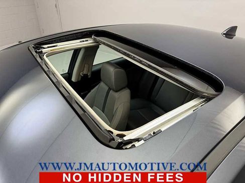 Used 2017 Honda Civic EX image 11