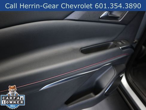 Used 2024 Chevrolet Traverse RS image 15