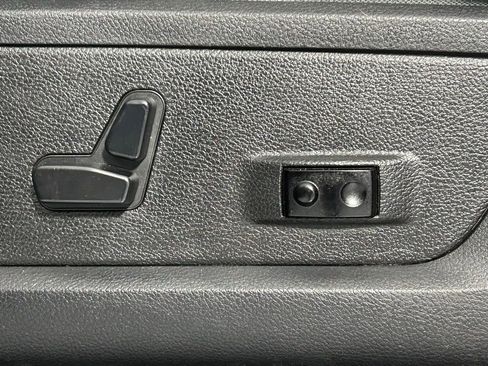 Used 2014 RAM 2500 Big Horn image 29