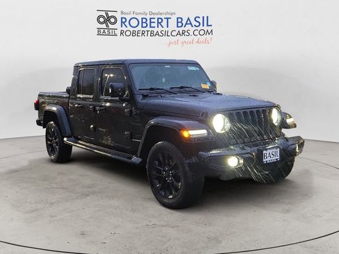 Used 2022 Jeep Gladiator Overland image 7