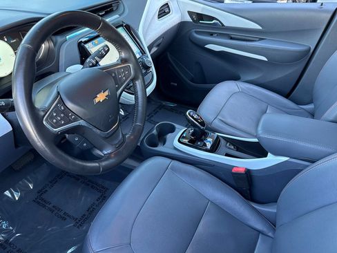 Used 2020 Chevrolet Bolt Premier w/ Infotainment Package image 11