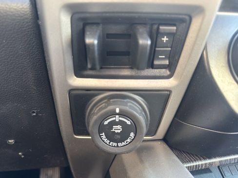 Used 2020 Ford F350 Lariat w/ Lariat Ultimate Package image 29