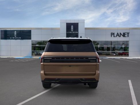 New 2026 Lincoln Navigator Black Label AWD/4WD image 5