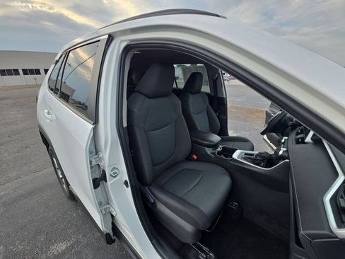 Used 2024 Toyota RAV4 XLE FWD image 24