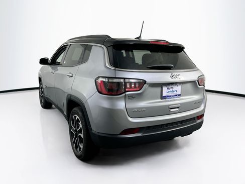 Used 2022 Jeep Compass Limited AWD/4WD image 7
