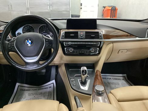 Used 2017 BMW 330i xDrive Sedan image 10