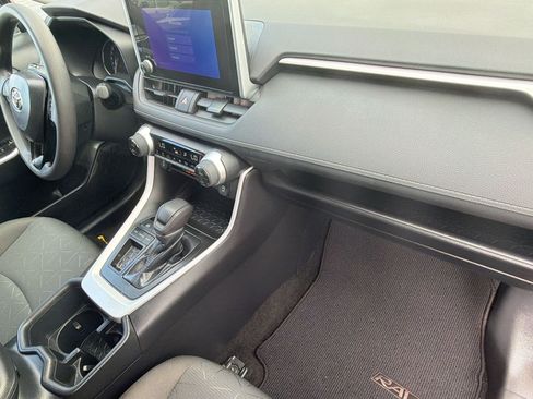 Used 2023 Toyota RAV4 XLE w/ Convenience Package image 33