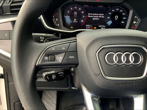 Used 2024 Audi Q3 2.0T Premium image 21