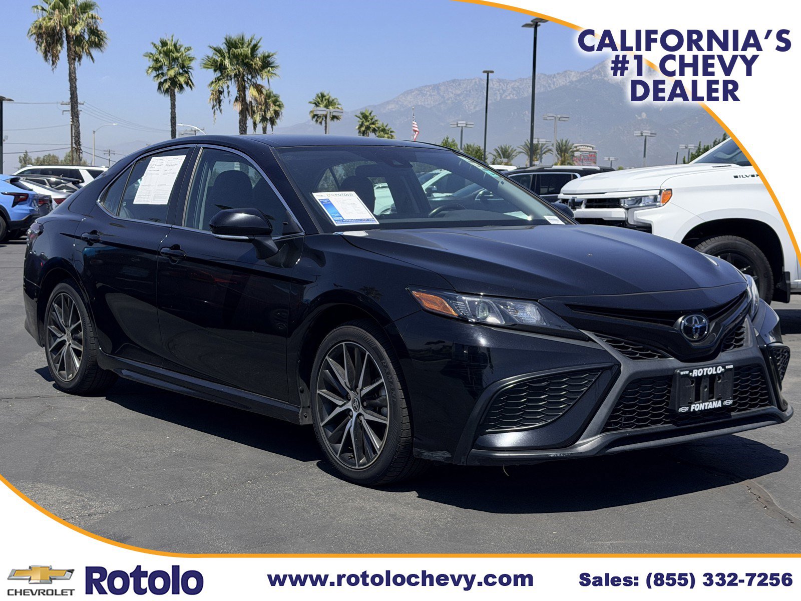 Used 2024 Toyota Camry SE FWD image 1