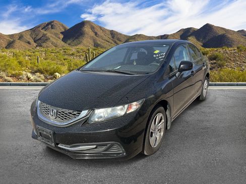 Used 2013 Honda Civic LX image 2