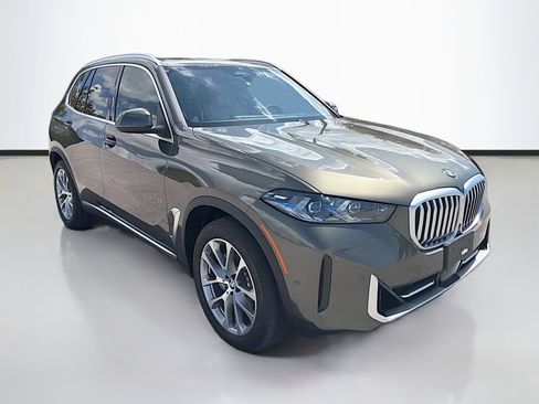 Used 2025 BMW X5 xDrive40i w/ Premium Package image 7