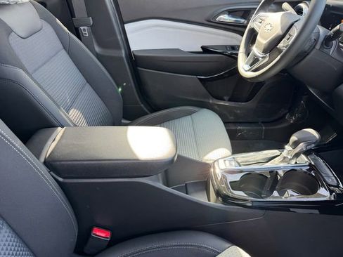 New 2026 Chevrolet Trax LT w/ Driver Confidence Package image 7