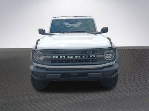 New 2025 Ford Bronco 4-Door w/ Sasquatch Package image 3