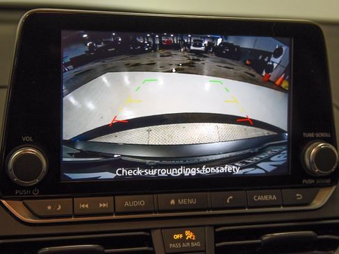 Used 2024 Nissan Altima 2.5 SV image 20