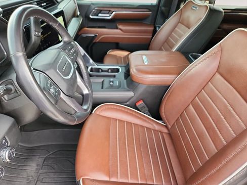 Used 2024 GMC Sierra 2500 Denali Ultimate AWD/4WD image 9
