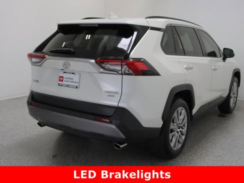 Used 2020 Toyota RAV4 Limited image 7
