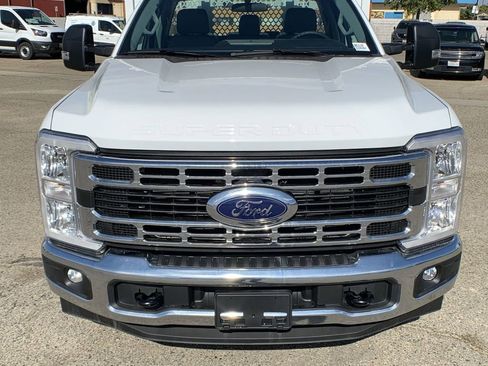 New 2025 Ford F350 XL w/ XL Chrome Package image 10