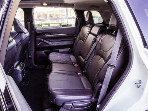 Certified 2023 INFINITI QX60 Pure AWD/4WD image 15