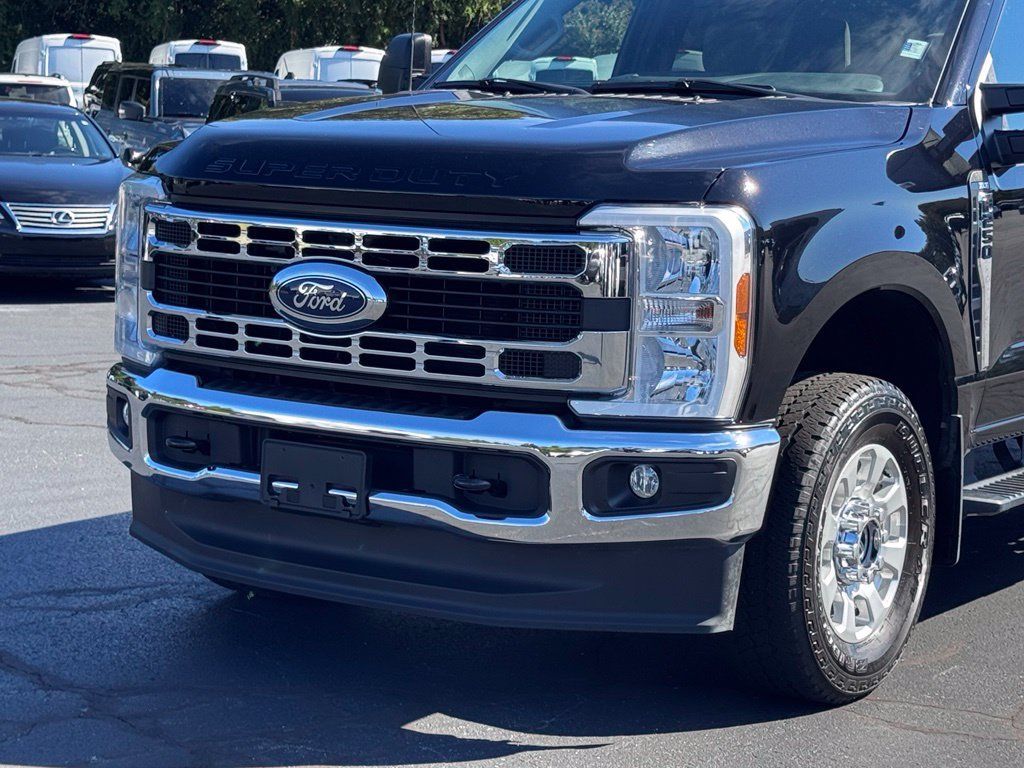 Used 2024 Ford F250 XLT w/ FX4 Off-Road Package AWD/4WD image 35