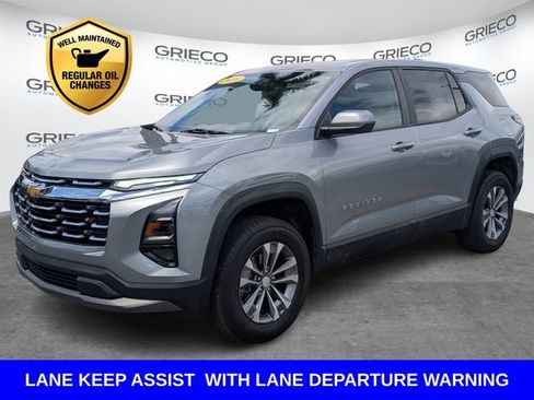 Used 2026 Chevrolet Equinox LT FWD image 3