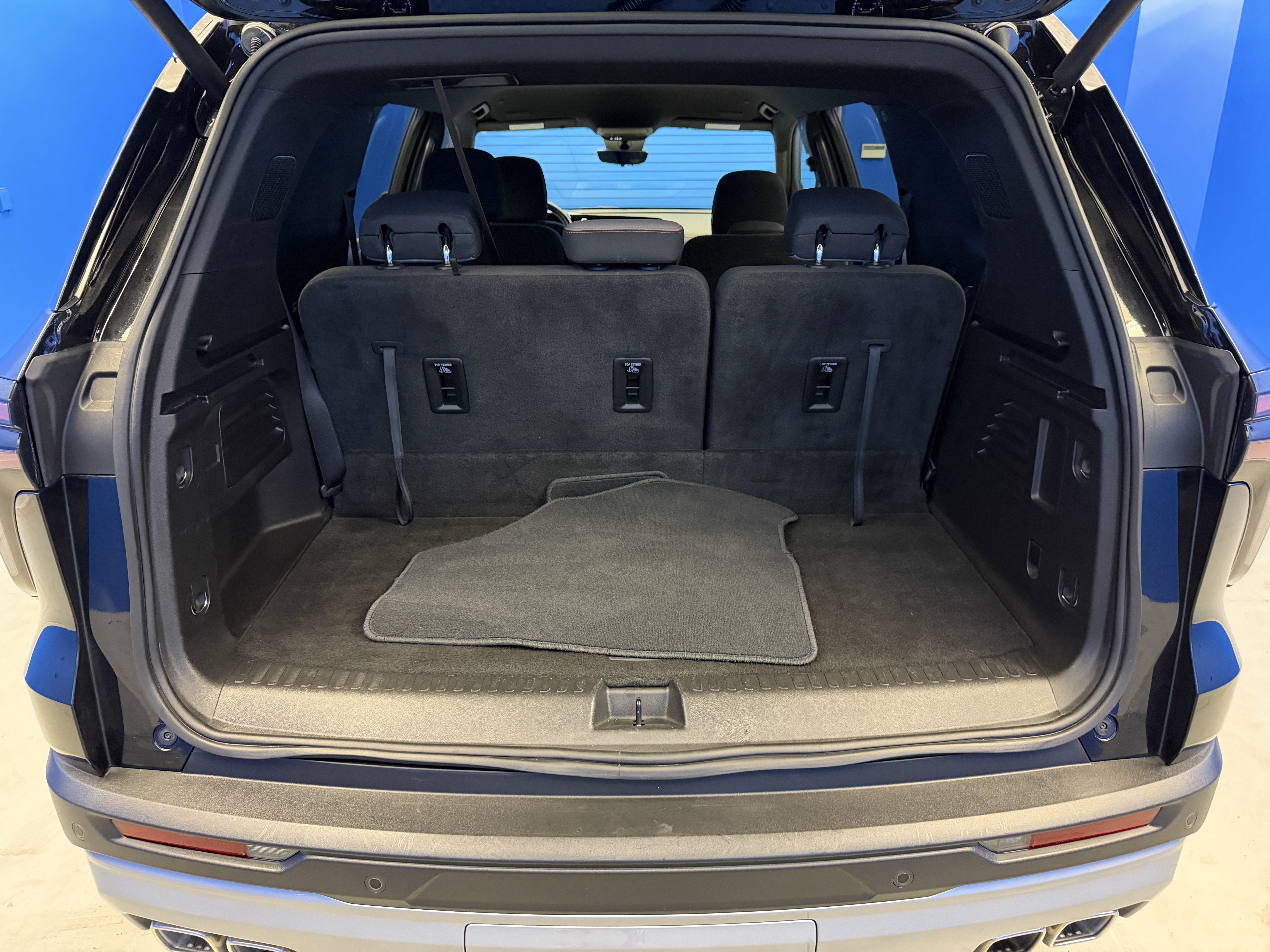 Used 2026 Chevrolet Traverse LT w/ Driver Confidence Package FWD image 30