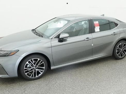 New 2026 Toyota Camry XLE FWD image 19