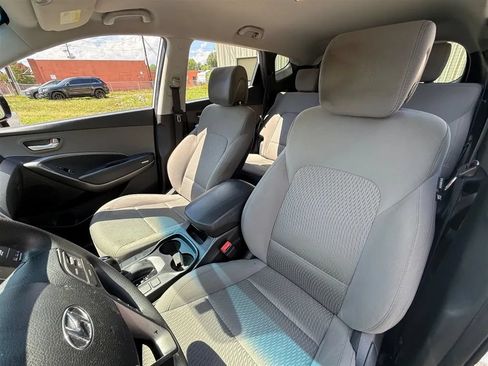 Used 2018 Hyundai Santa Fe Sport FWD image 20