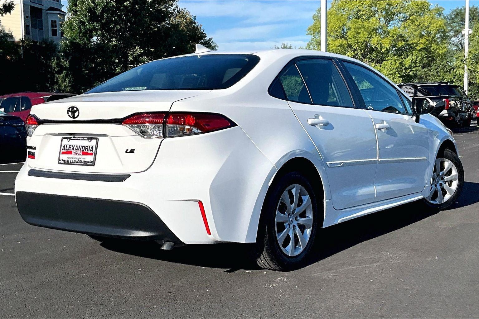 Used 2024 Toyota Corolla LE FWD image 12