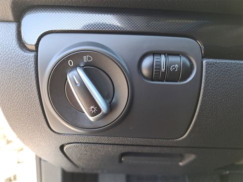 Used 2014 Volkswagen Jetta SportWagen image 26