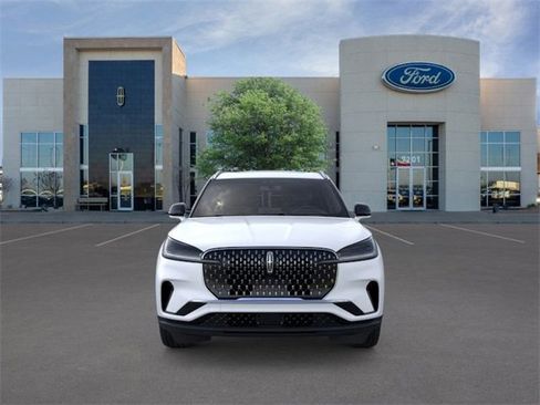 New 2026 Lincoln Aviator 2WD image 6