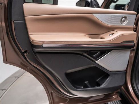 New 2026 Lincoln Navigator Black Label AWD/4WD image 29