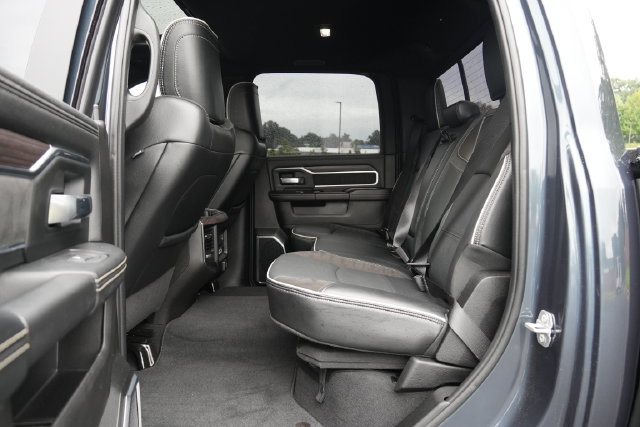Used 2025 RAM 2500 Laramie w/ Night Edition AWD/4WD image 15