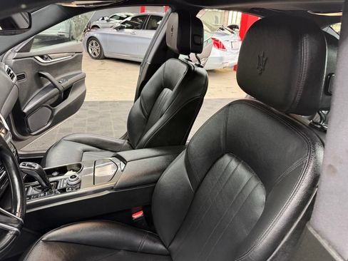 Used 2021 Maserati Ghibli RWD image 34
