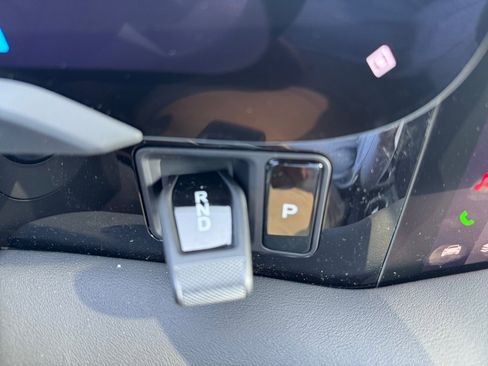 New 2025 Porsche Taycan image 25