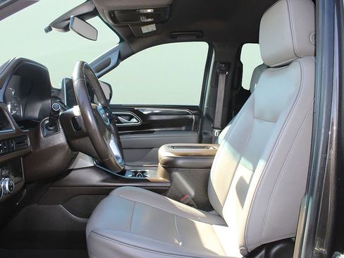 Used 2021 GMC Yukon SLT image 16