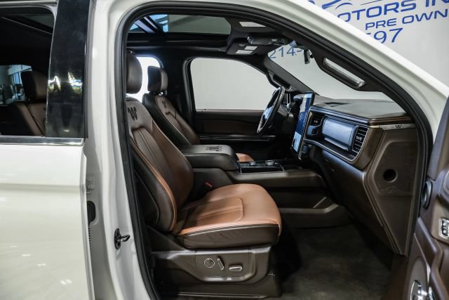 Used 2024 Ford Expedition King Ranch AWD/4WD image 30