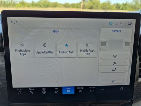 Used 2024 Ford Expedition Limited image 16