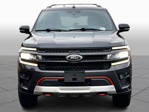 Used 2022 Ford Expedition Timberline image 3