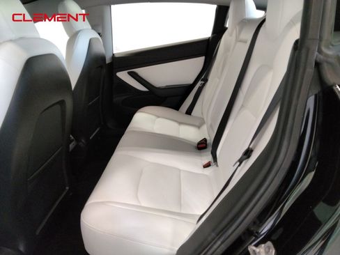 Used 2019 Tesla Model 3 Long Range image 23